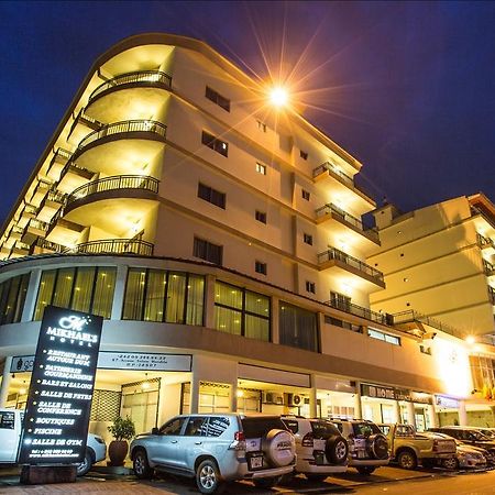 ברזוויל Mikhael'S Hotel מראה חיצוני תמונה