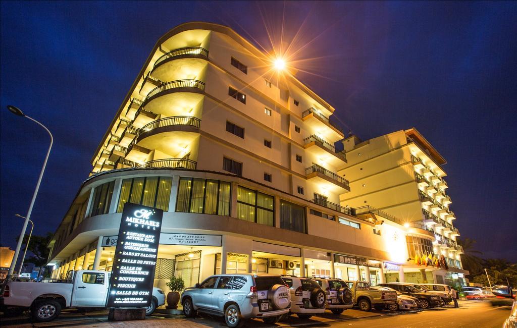 ברזוויל Mikhael'S Hotel מראה חיצוני תמונה