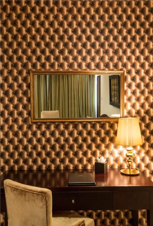 ברזוויל Mikhael'S Hotel מראה חיצוני תמונה